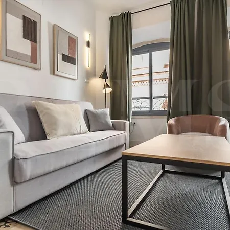 Sophisticated With Terrace By Rems Lejlighed